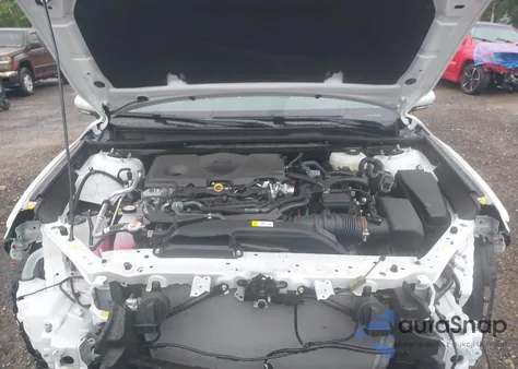 2025 Toyota Camry Xle из США, поврежденный, VIN 4T1DAACK7SU001106